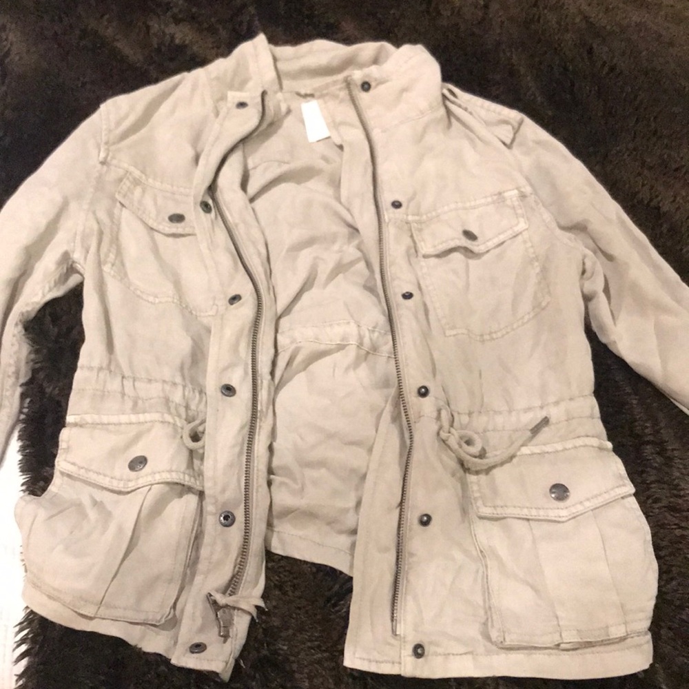 Aritzia tan military jacket
